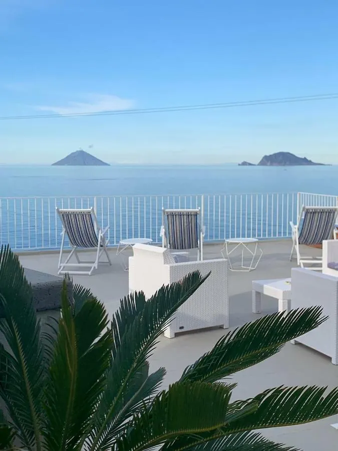 'A Alera Room & Breakfast Malfa  Italie