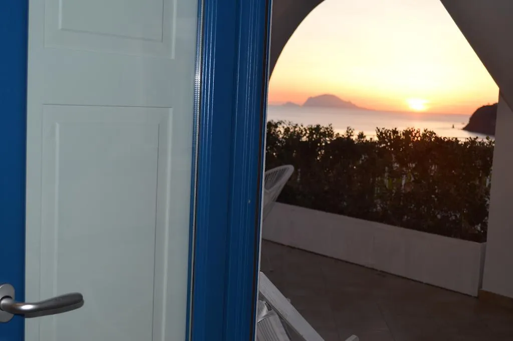 'A Alera Room & Breakfast Bed & Breakfast Malfa (Salina)